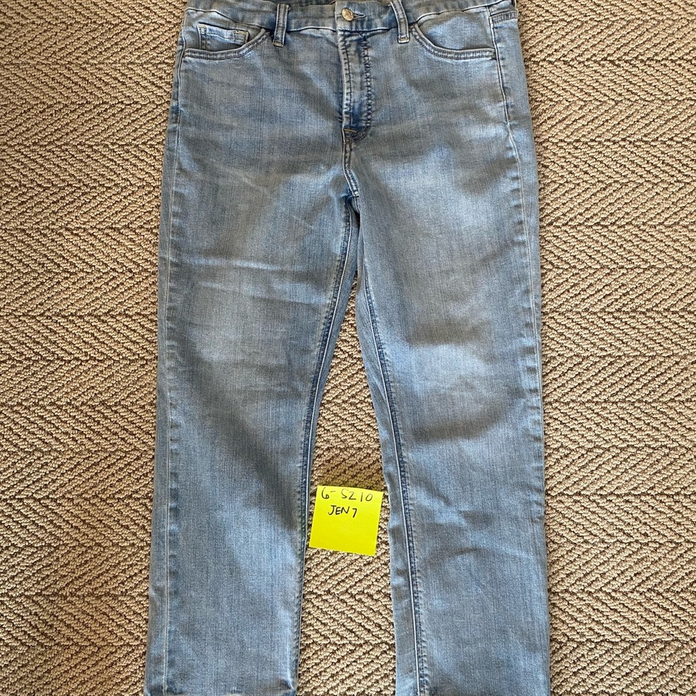 Women's Light Blue Jeans